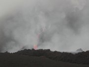 Die eruptive Spalte bei feuchtem Wetter