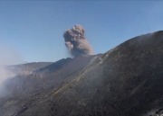Video Tumuli des Intrakraterkegels, Booca Nuova, Explosion Intrakraterkegel Voragine