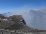 Blick vom südlichen Kraterrand der Bocca Nuova nach Norden