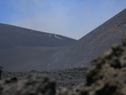 Zoom auf die südöstliche Flanke des Zentralkraterkegels