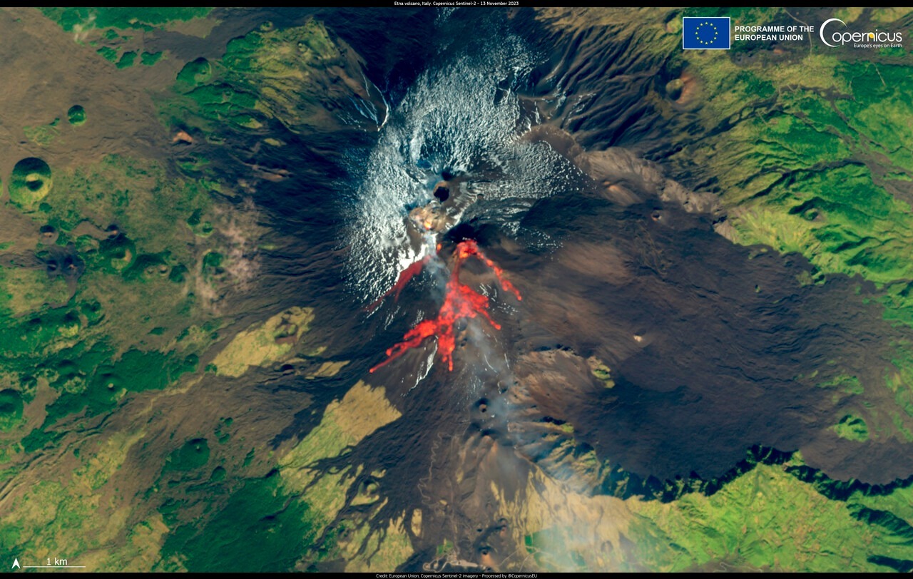 Satellitenfoto zeigt Lavaströe