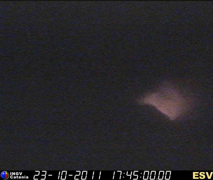 Neue strombolianische Aktivität am Neuen Südostkrater